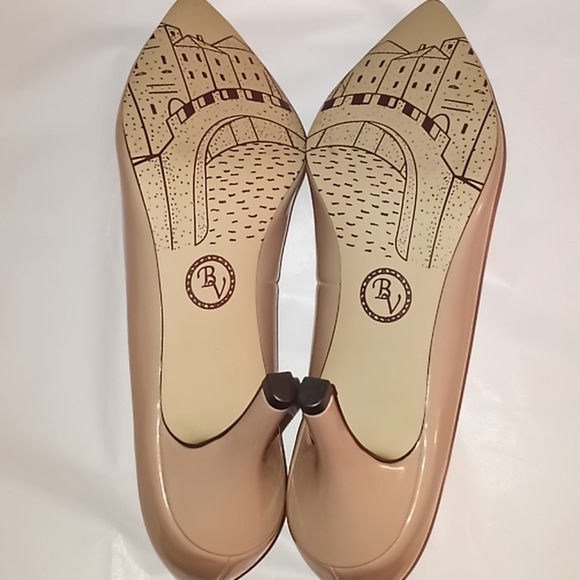 Bella Vita Define II Patent Leather Pumps Nude 9M - Picture 11 of 13